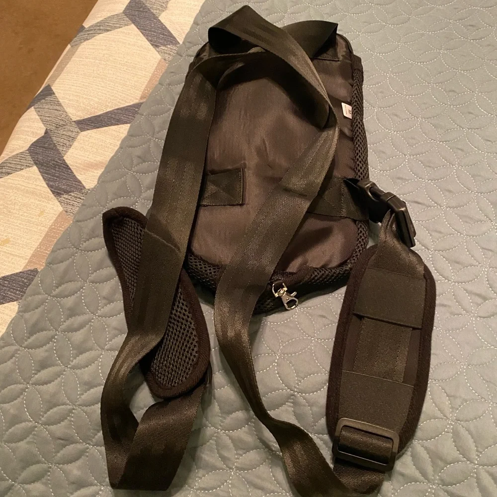 Dog carrier